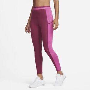 Nike Pro Women’s Training Tight Fit/High Rise 7/8 length Size medium
